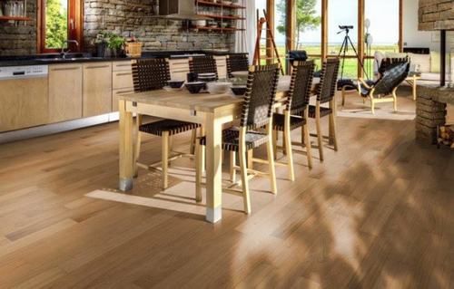 Những mẫu thiết kế phòng ăn đẹp với sàn gỗ